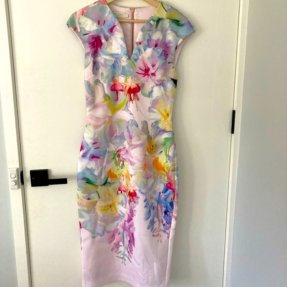 Ted Baker Dresses & Skirts - Ted Baker floral midi dress